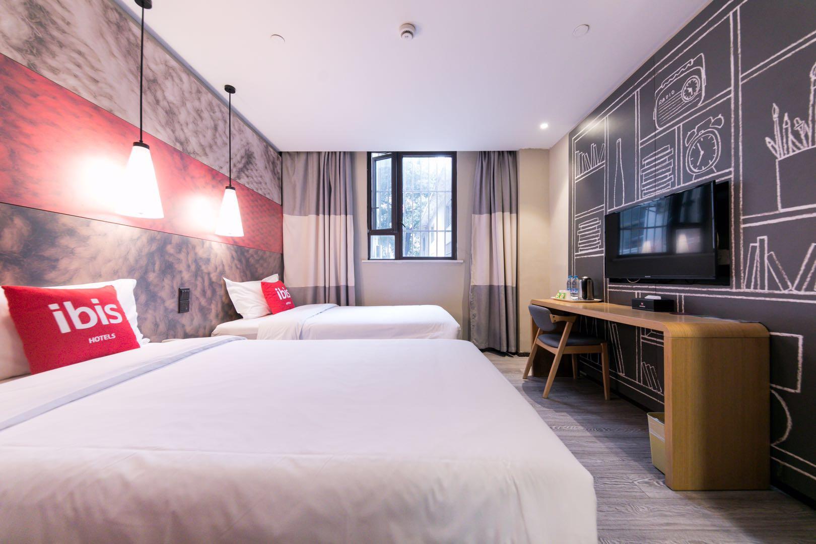 Ibis Shanghai Gubei Bagian luar foto