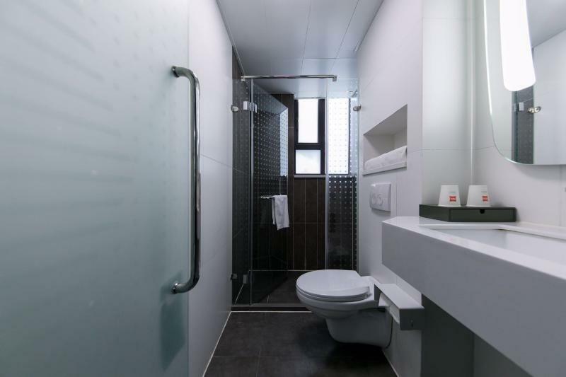 Ibis Shanghai Gubei Bagian luar foto